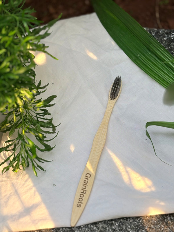 Bamboo Toothbrush Charcol